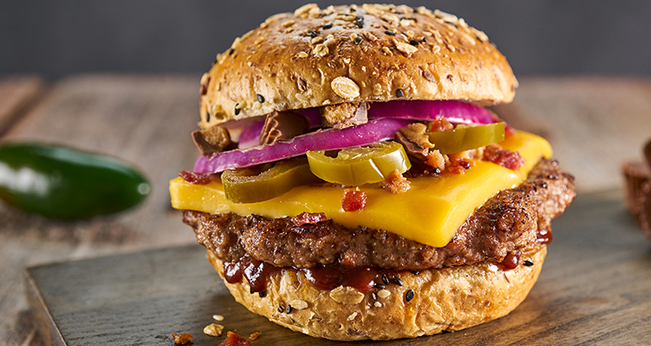 Sweet & Spicy Jalapeño Burger