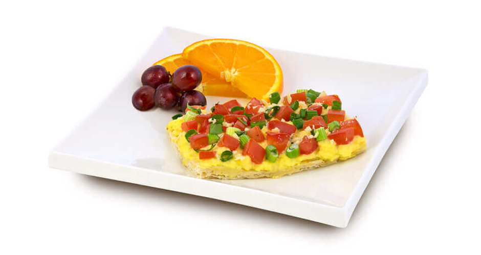 Bruschetta Breakfast Pizza With White Cheese Sauce